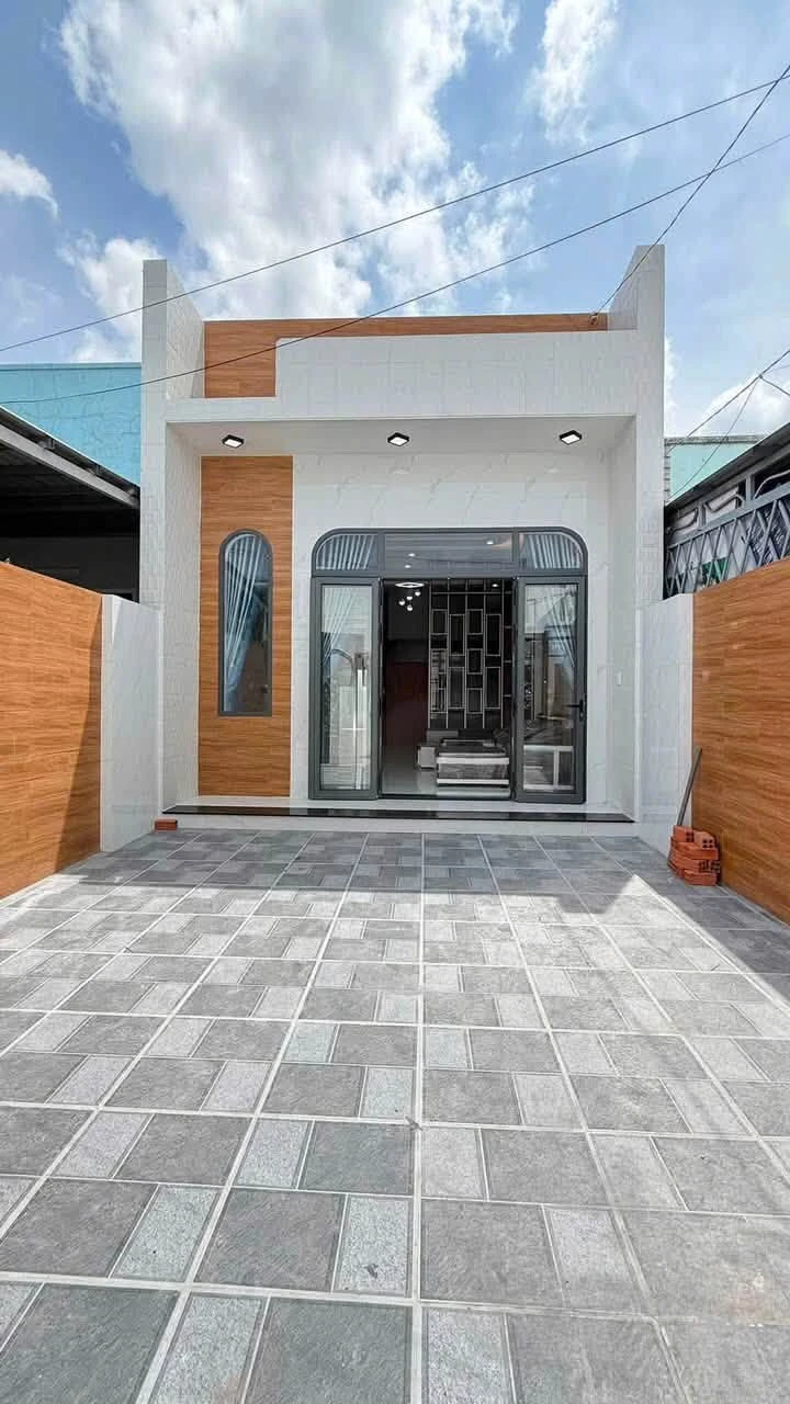 Bán nhà 2PN 50m² Nhà Bè 1 tỷ 835 triệu - Ảnh 1
