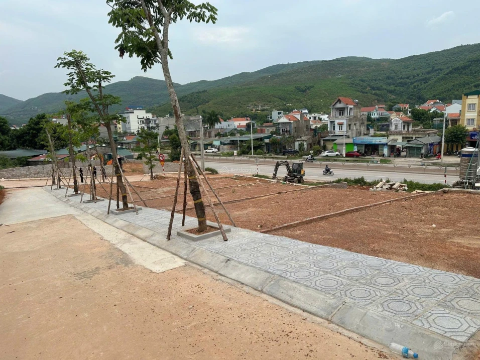 Bán đất 72,6m2 tại Đại Yên, Hạ Long, Quảng Ninh, 2,3 tỷ, view đẹp, lõi trung tâm, chính chủ - Ảnh 1