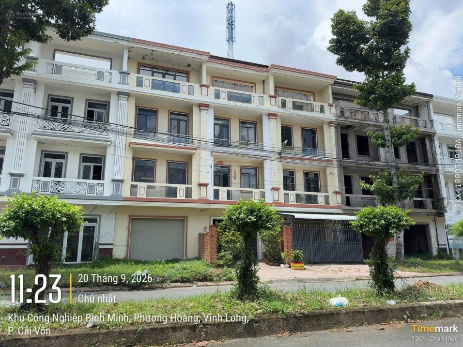 Nhà 1 trệt 3 lầu 105m2, 335m2 XD, Lộ 30m, khu DC Hoàng Quân BM, cách trụ sở HC Tp Cần Thơ 7 phút LX - Ảnh 1