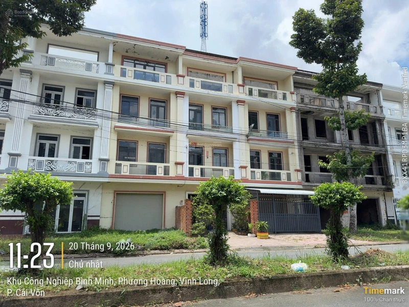 Nhà 1 trệt 3 lầu 105m2, 335m2 XD, Lộ 30m, khu DC Hoàng Quân BM, cách trụ sở HC Tp Cần Thơ 7 phút LX