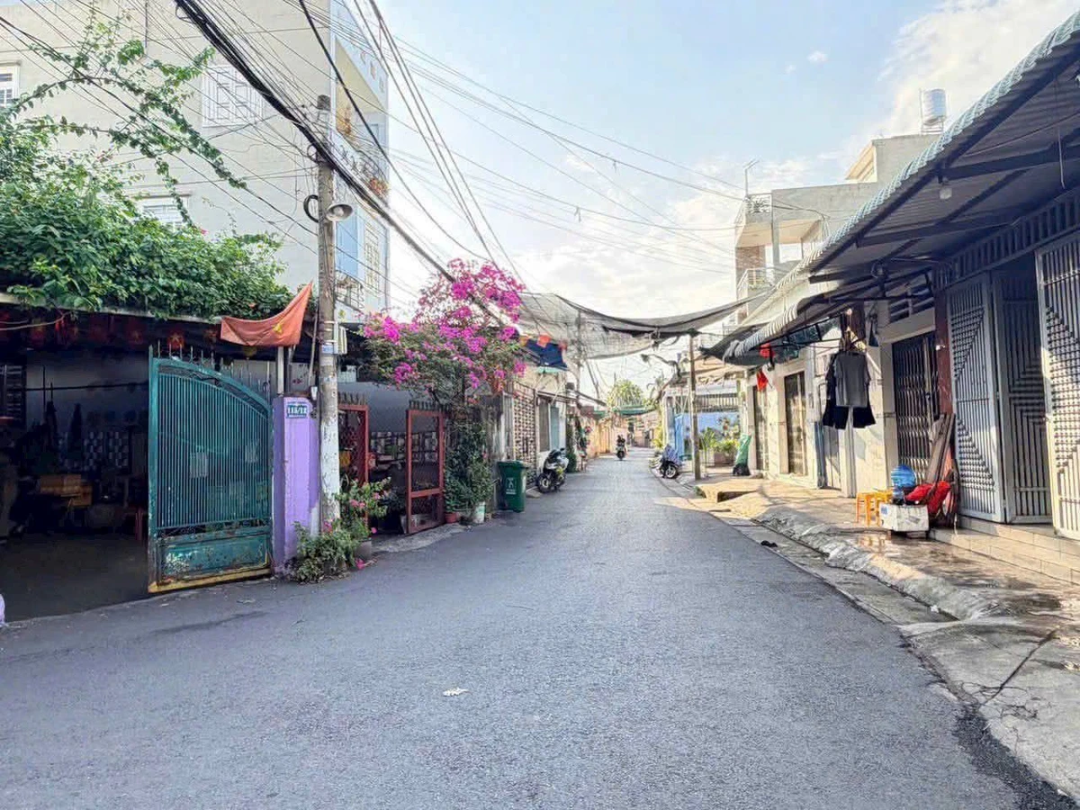 Bán đất góc 2 mặt tiền 77.7m² Linh Xuân 3.7 tỷ - Ảnh 1