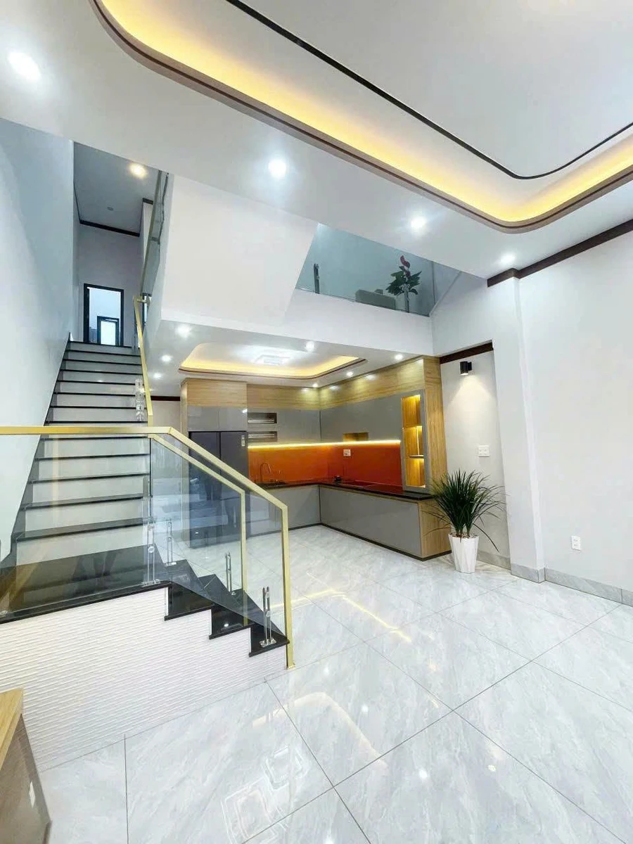 Bán nhà mê 3 phòng ngủ 150m² sân vườn Thủ Đức, giá 3.7 tỷ - Ảnh thu nhỏ 5