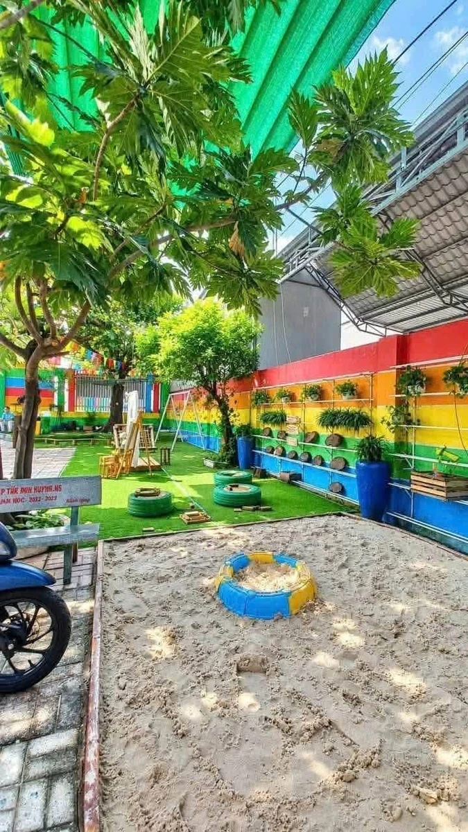 Bán tổ hợp nhà đất góc 2 mặt tiền Trảng Dài Đồng Nai 1.052m² 15 tỷ - Ảnh thu nhỏ 4