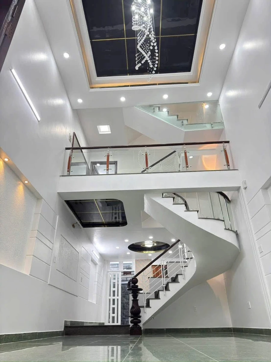 Bán nhà mặt tiền Huỳnh Tấn Phát, 5 tầng, 92.5m2, 11.8 tỷ - Ảnh thu nhỏ 3