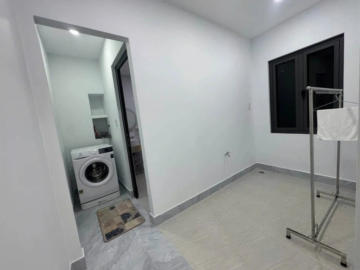 Bán nhà 2 tầng 99,1m2 gần biển, 3PN, 6.9 tỷ - Ảnh thu nhỏ 3