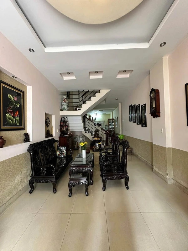 Bán nhà 2 lầu KDC D2D Võ Thị Sáu, Biên Hòa, 6,7 tỷ, 3 phòng ngủ