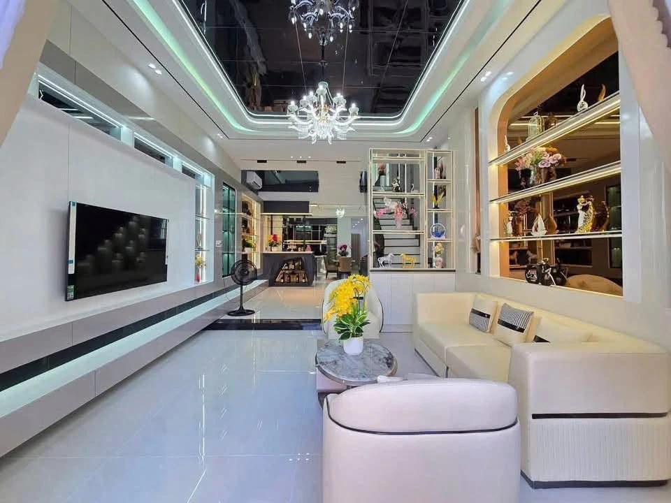 Bán nhà 3 tầng 125m2 đường 10.5m gần bến xe trung tâm, phường Hòa Khánh, Đà Nẵng - Ảnh thu nhỏ 3