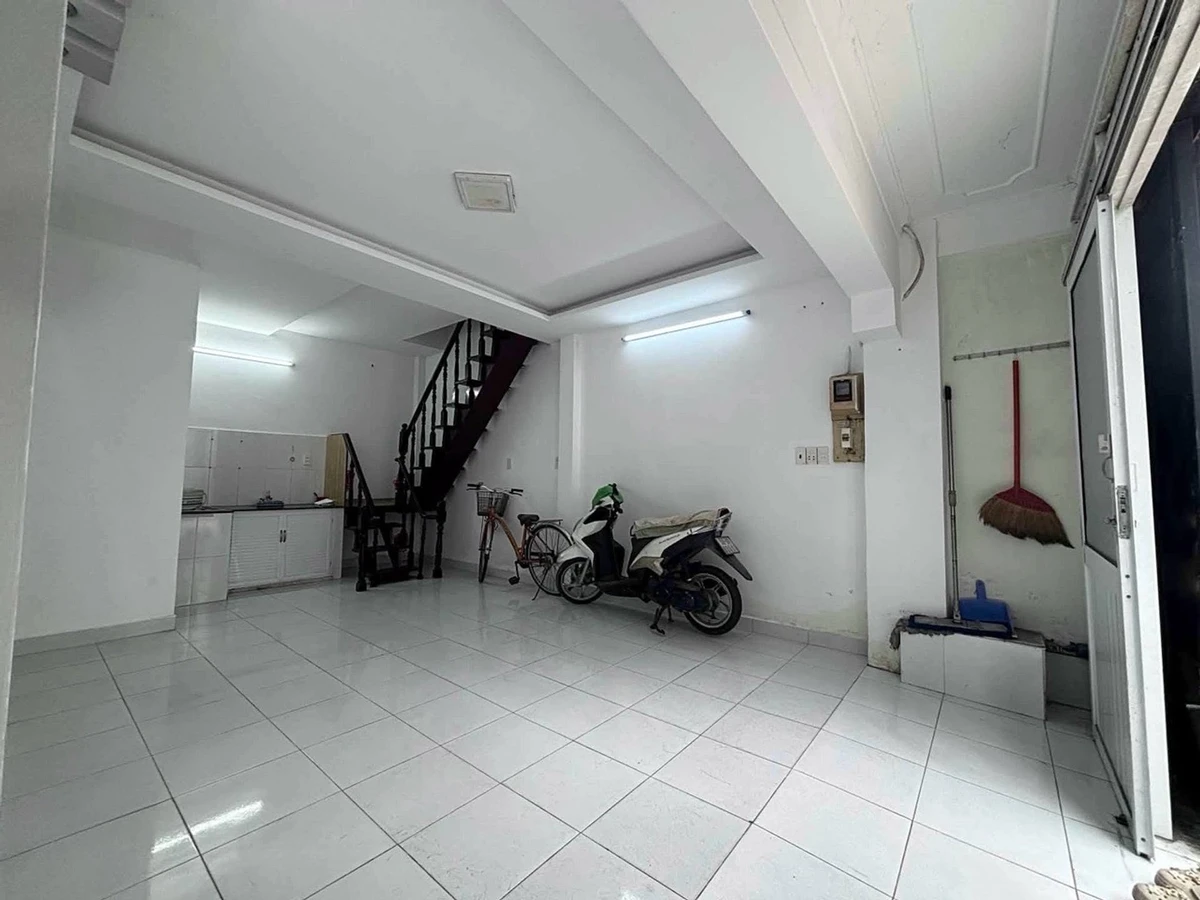 Bán nhà hẻm xe tải Bùi Đình Túy, 2 tầng, 31m², 2PN, giá hơn 6 tỷ, Bình Thạnh - Ảnh thu nhỏ 4
