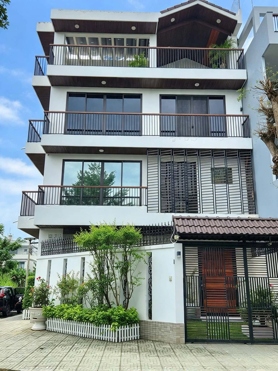 Bán biệt thự góc 2 mặt tiền KDC Phạm Thế Hiển Quận 8, 132m2, 4 tầng, 5PN - Ảnh 1