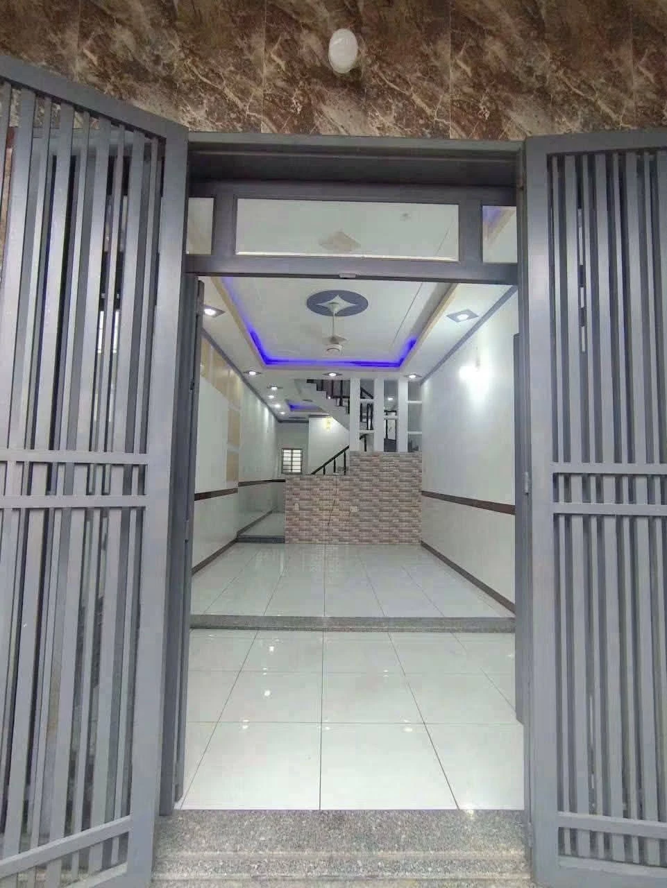 Bán nhà lầu 2 phòng ngủ 100m² Long Hưng, Đồng Nai - Ảnh 1