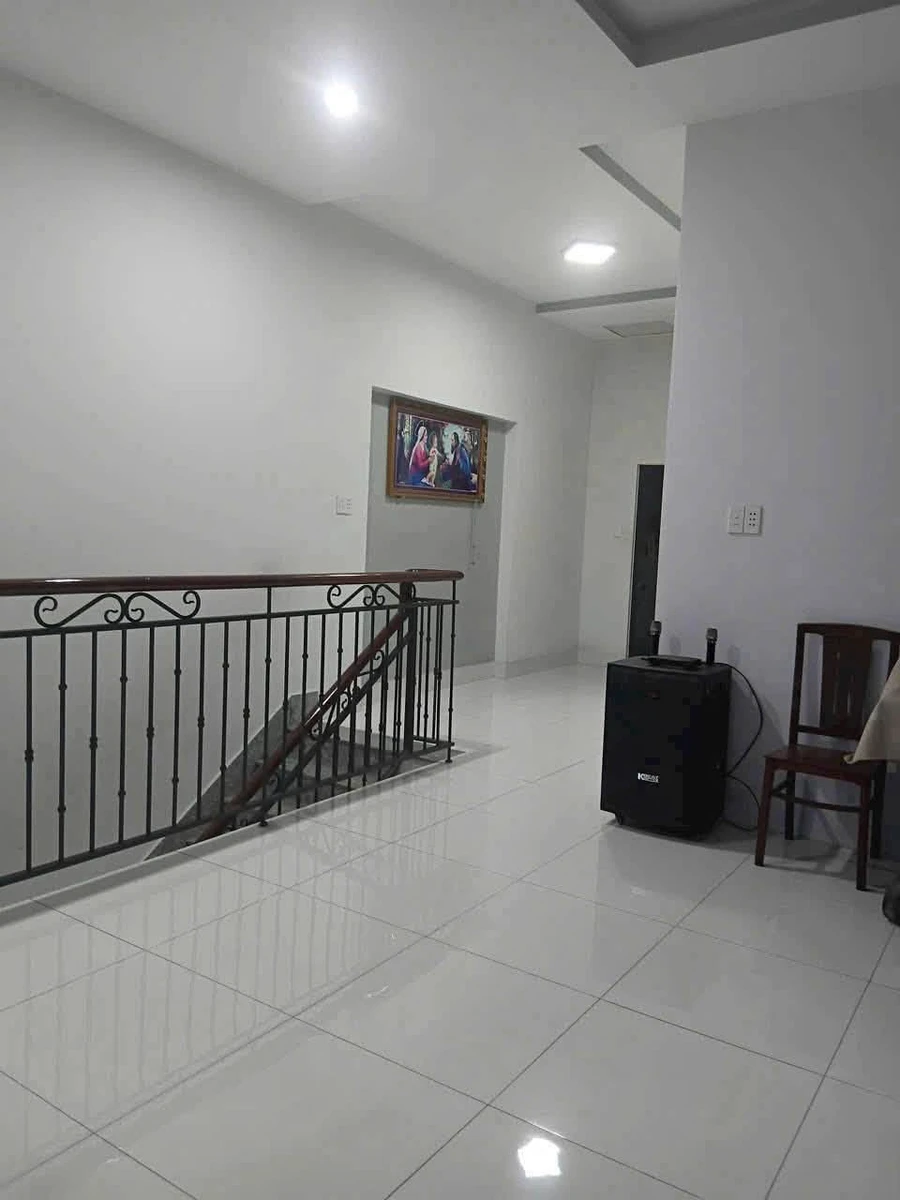 Bán nhà Phú Thọ Thủ Dầu Một 150m2, 3 phòng - Ảnh thu nhỏ 2