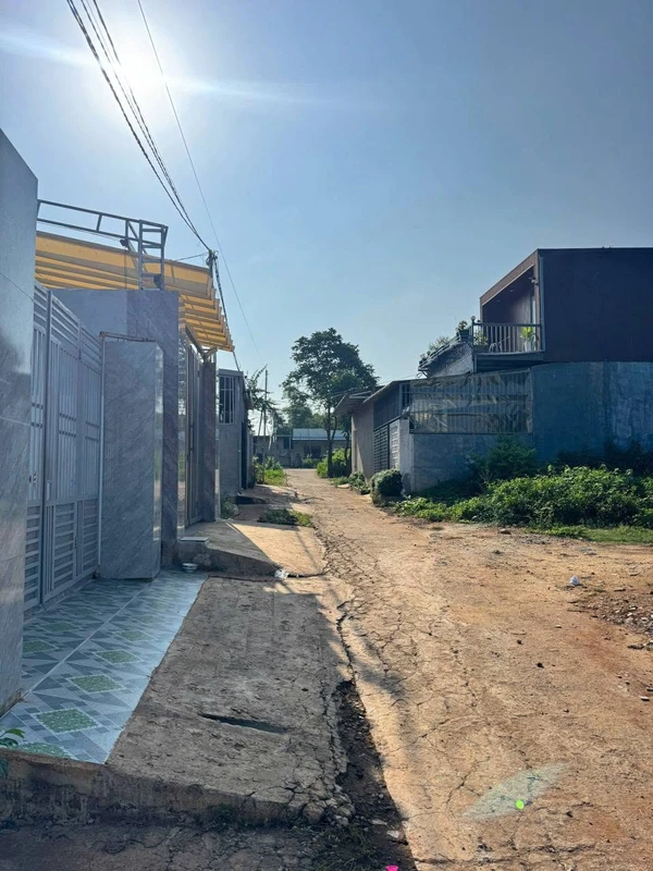 Bán đất nở hậu 5x26m full thổ cư 1 tỷ 270 triệu