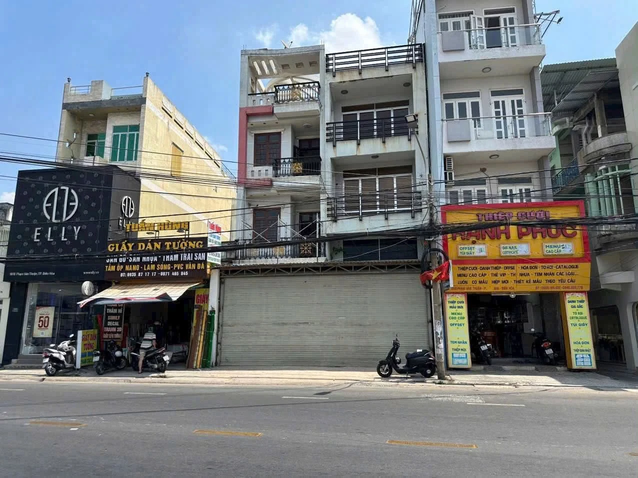 Bán nhà 1 trệt 3 lầu 2 mặt tiền đường Phạm Văn Thuận, Tam Hiệp, Đồng Nai, 218m2, 35 tỷ - Ảnh 1