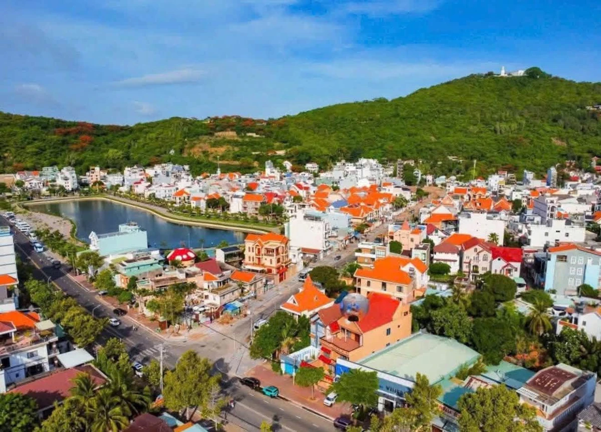 Bán khách sạn 7 tầng 36 phòng mặt tiền Phan Chu Trinh, Vũng Tàu - Ảnh 1