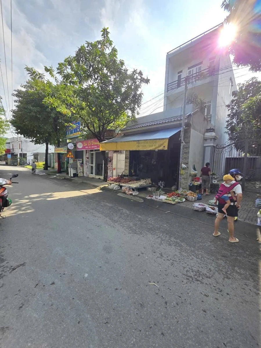 Bán nhà cấp 4 + 7 phòng trọ 198.6m², Dĩ An - Ảnh 1