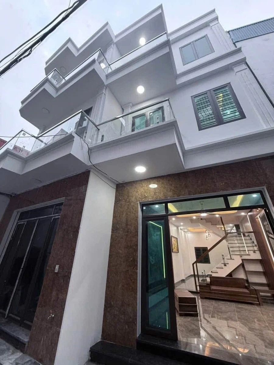 Nhà phố bán 2 tỷ 550 Quang Trung Hải Dương 48m2 - Ảnh 1