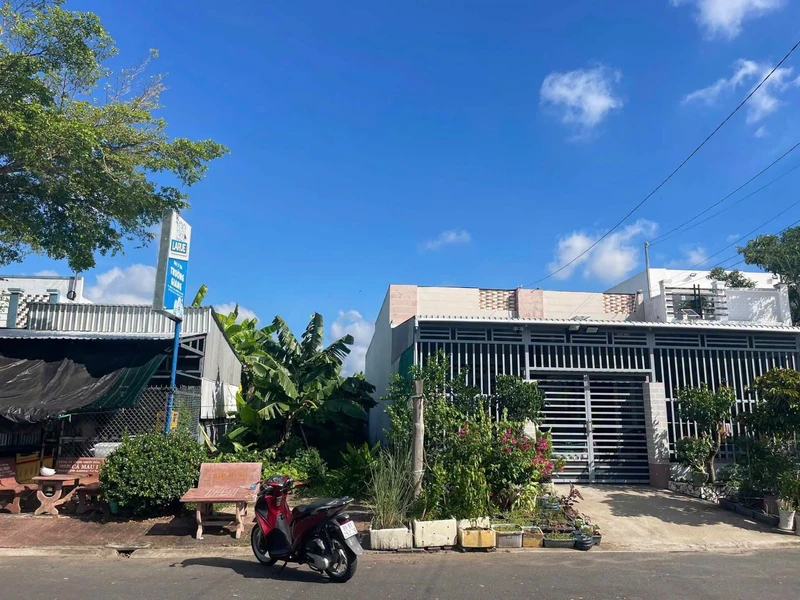 Bán nền đất thổ cư 4.5x29m đường số 9 khu dân cư Tân Xuyên, Cà Mau giá 1 tỷ 250