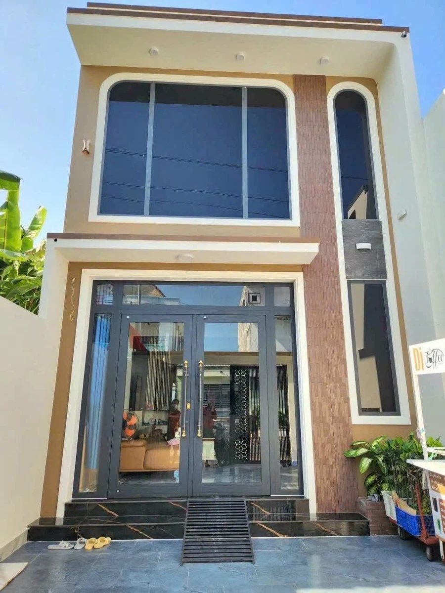 Bán nhà 1 trệt 1 lửng mặt tiền Văn Lang, 100m², Bình Chánh - Ảnh 1