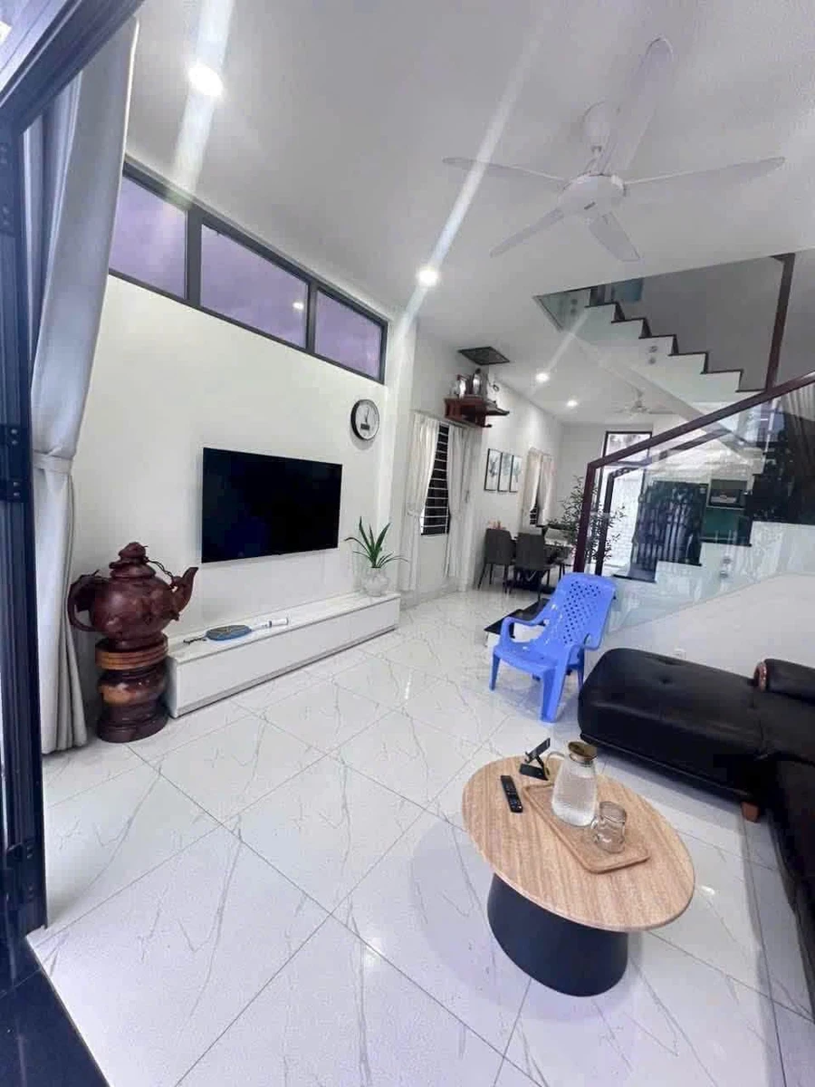 Bán nhà lầu 2PN 104m² Phú Long, Hàm Thắng - Ảnh thu nhỏ 3
