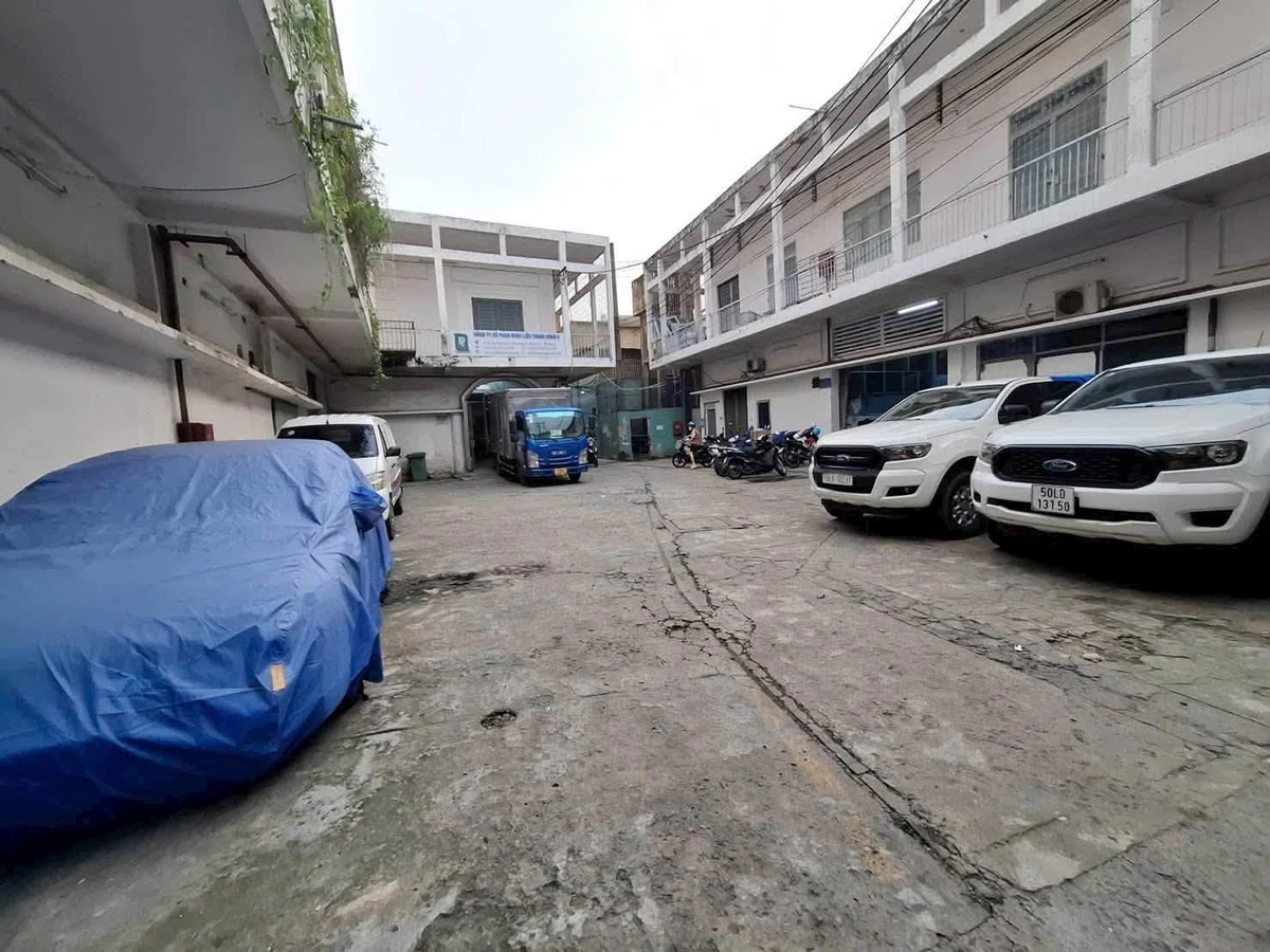 Bán nhà hẻm 6m Thái Phiên Quận 11, 60m2 (5x12), giá 6.8 tỷ - Ảnh thu nhỏ 2