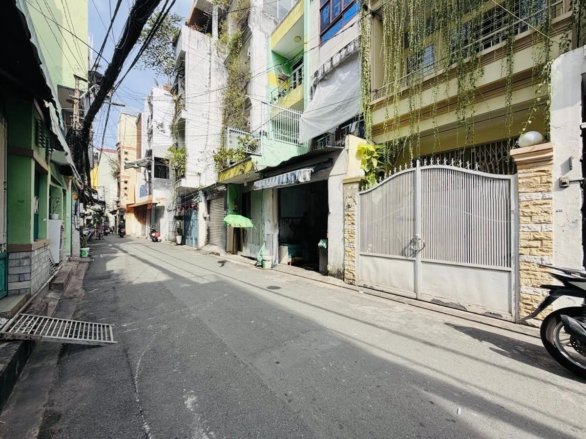 Bán nhà hẻm 60m² 2 phòng ngủ Phú Nhuận - Ảnh 1