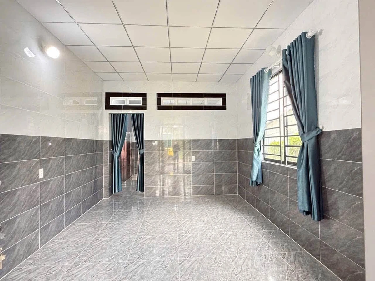Bán nhà 2 phòng ngủ 112m² Tây Ninh 790 triệu - Ảnh thu nhỏ 2