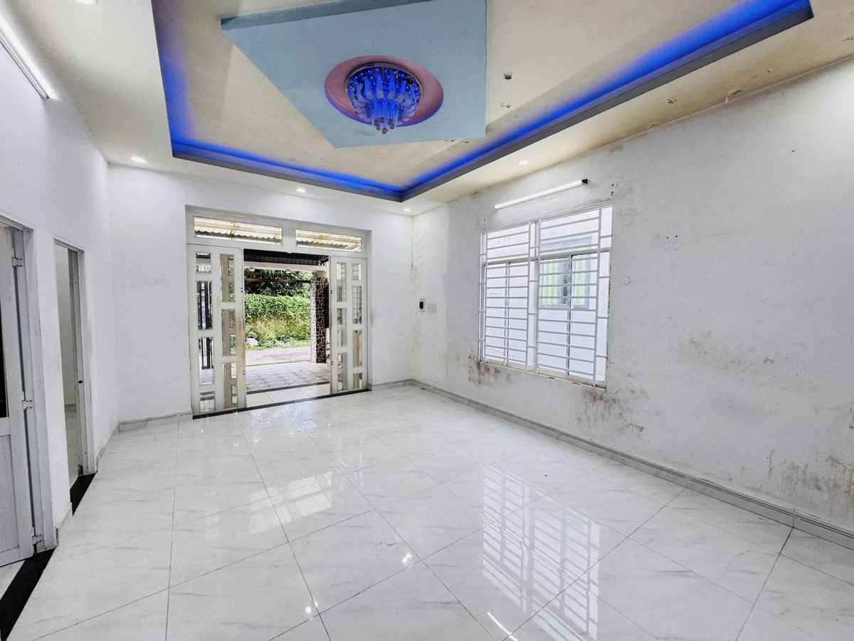 Bán nhà Biên Hòa góc 125m² 3,8 tỷ - Ảnh thu nhỏ 2