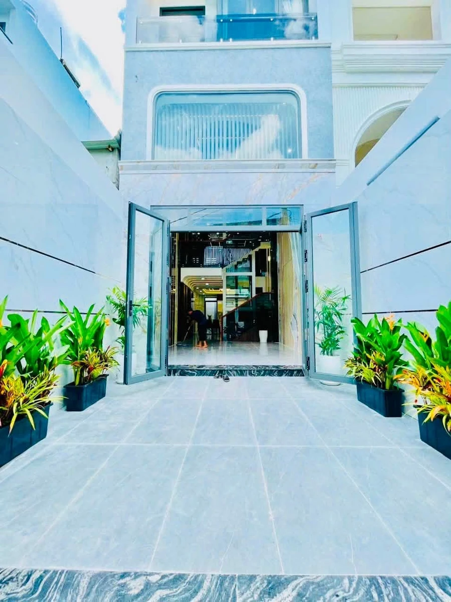 Bán nhà mới 5 tầng có thang máy khu Tên Lửa, 4.3x19m, 9.9 tỷ, Bình Tân - Ảnh thu nhỏ 2