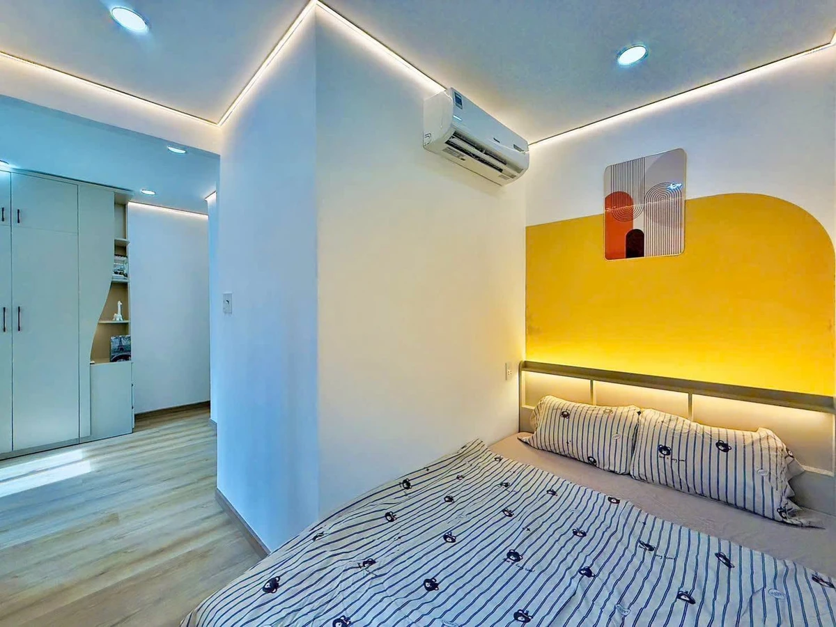 Bán nhà 3 tầng BTCT 26m2 giáp Quận 1, Bình Thạnh, giá 4,39 tỷ, tặng nội thất - Ảnh thu nhỏ 3