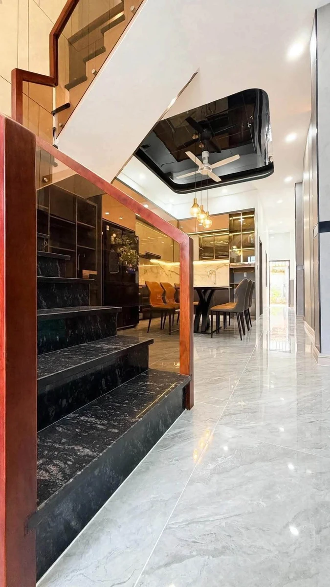 Bán nhà liên kế 3PN gần Bicosi Dĩ An, 100m2, 5.5 tỷ - Ảnh thu nhỏ 4