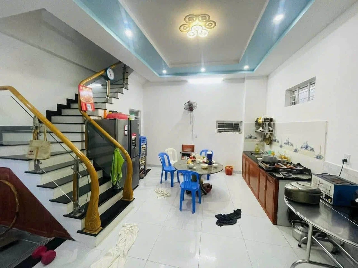 Bán nhà hẻm 3 phòng ngủ 33m² Vũng Tàu 3,2 tỷ - Ảnh 1
