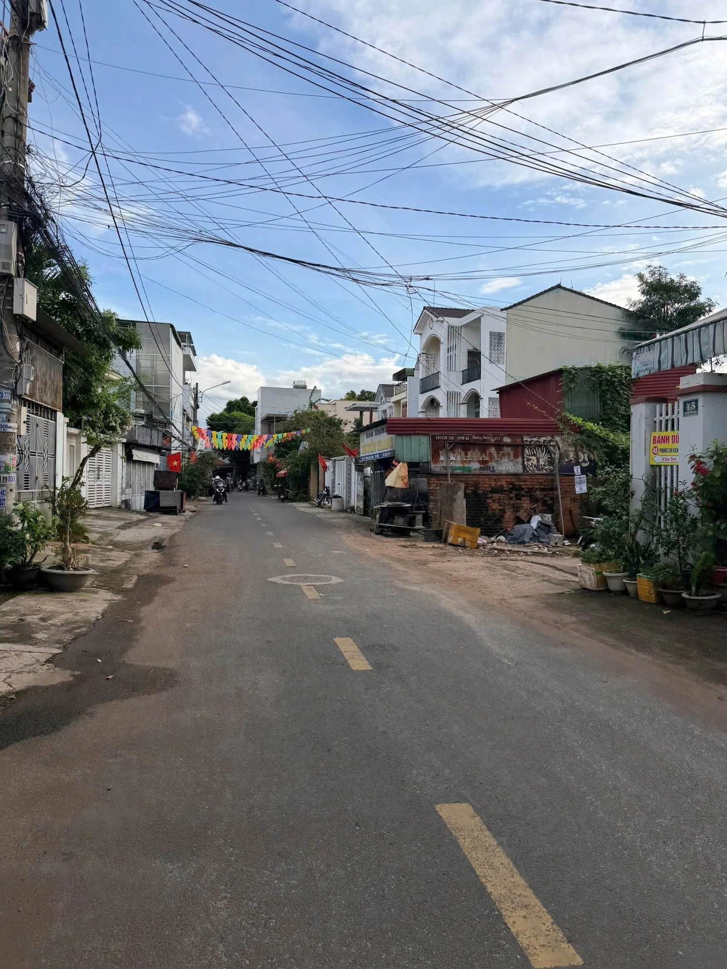 Bán nhà 3 mặt tiền 61m² 2PN Bình Tân 4,2 tỷ - Ảnh 1
