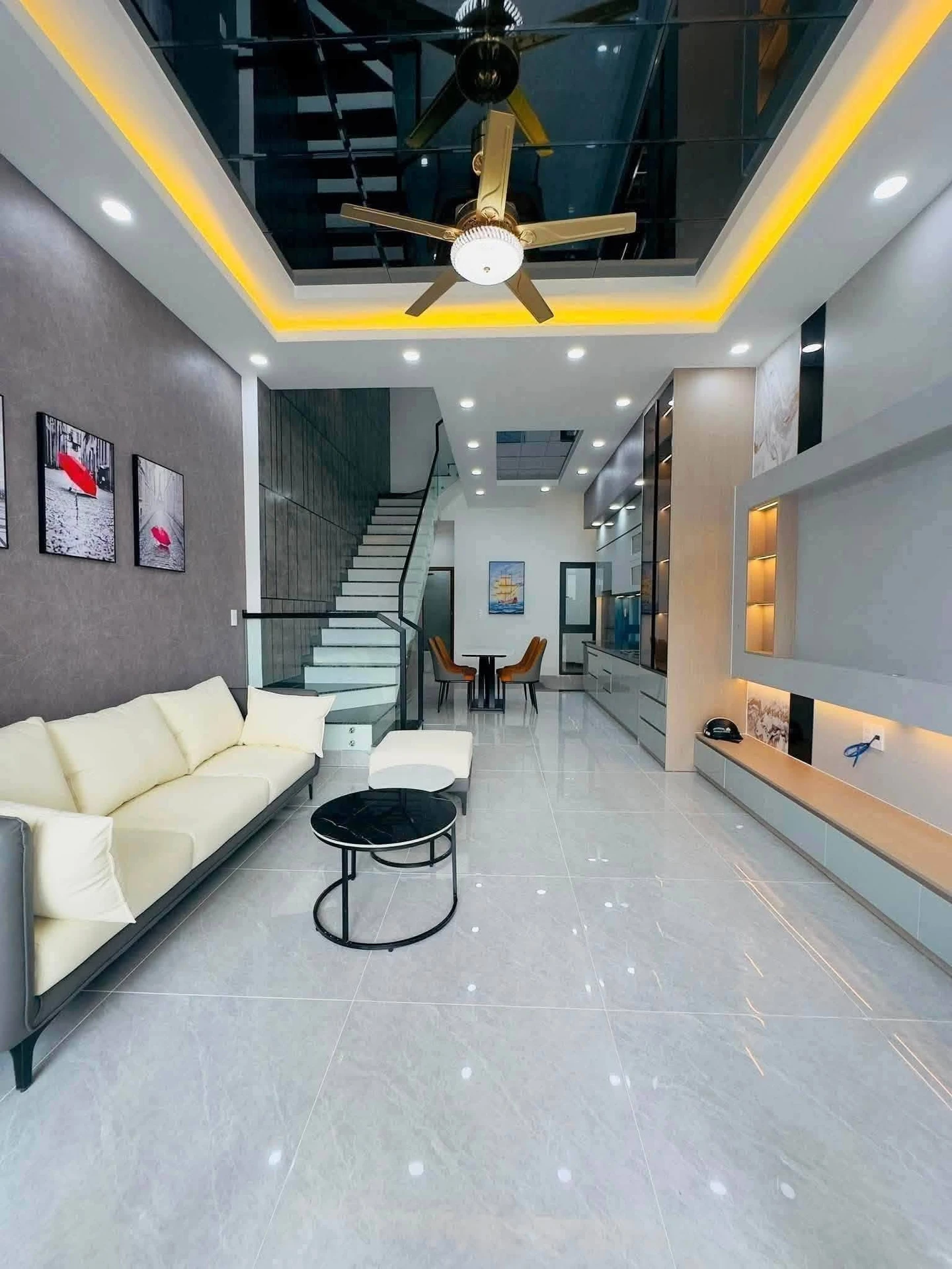 Bán nhà 2 lầu 3PN Phú Lợi Thủ Dầu Một 69.4m2 - Ảnh 1
