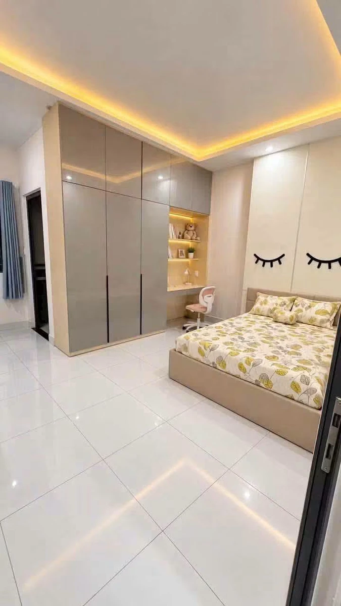 Bán nhà 3 tầng mặt tiền đường số 12 KDC Hiệp Thành 3, Thủ Dầu Một, 100m2, giá 6 tỷ - Ảnh thu nhỏ 2