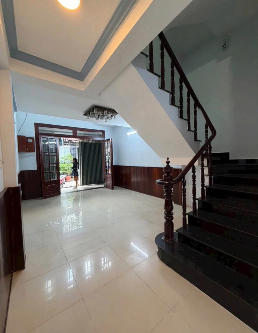 Bán nhà 8 phòng ngủ 51.6m² Gò Dầu Bình Tân - Ảnh 1