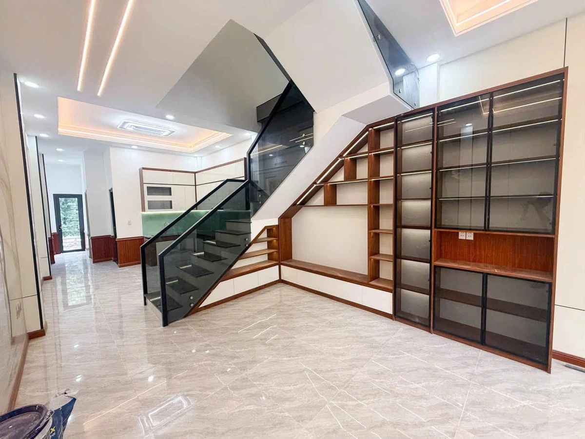 Bán nhà 1 trệt 1 lầu 150m2 Trấn Biên 5.2 tỷ - Ảnh thu nhỏ 3