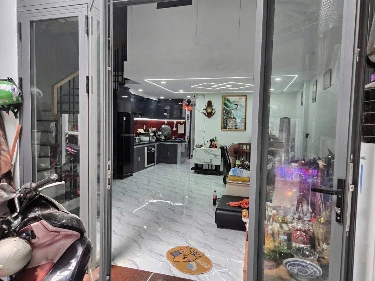 Bán nhà phố Phú Hoà 57m2, 3 PN giá 2,1 tỷ - Ảnh thu nhỏ 2