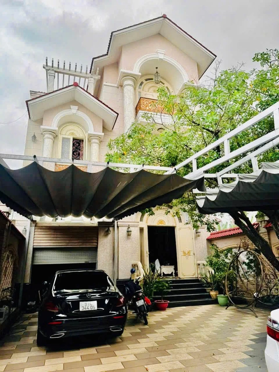 Bán biệt thự 7PN 286m² mặt tiền Lê Quang Định Bình Thạnh 29 tỷ - Ảnh thu nhỏ 2
