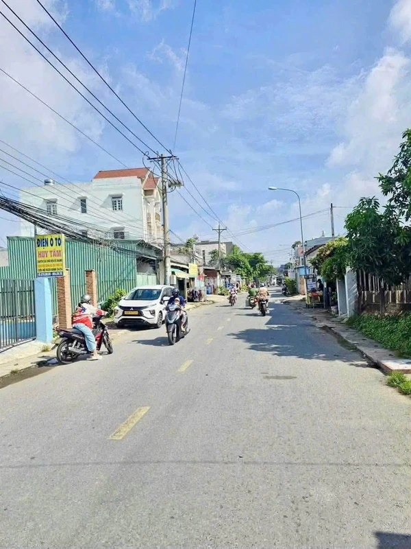 Bán lô đất 110m² mặt tiền Đông Minh, Dĩ An