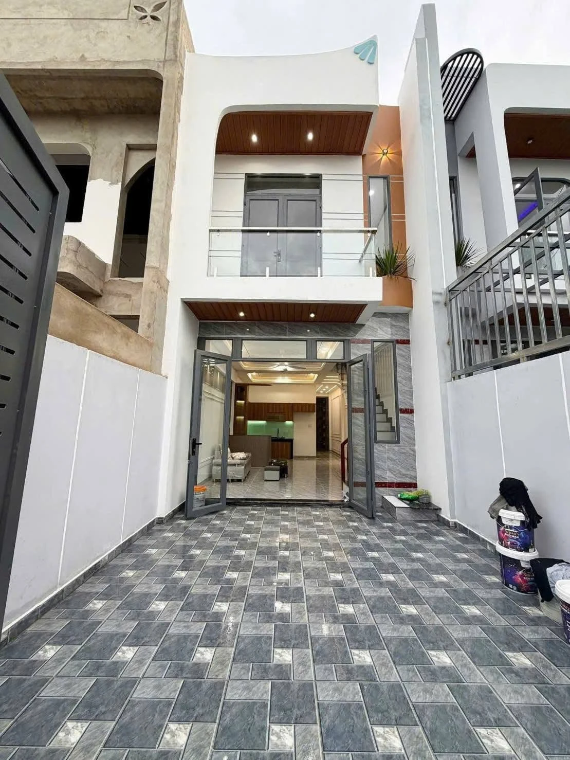 Nhà bán 1 trệt 1 lầu 3PN, 81m2 Mỹ Hạnh, Hóc Môn - 2.1 tỷ - Ảnh 1