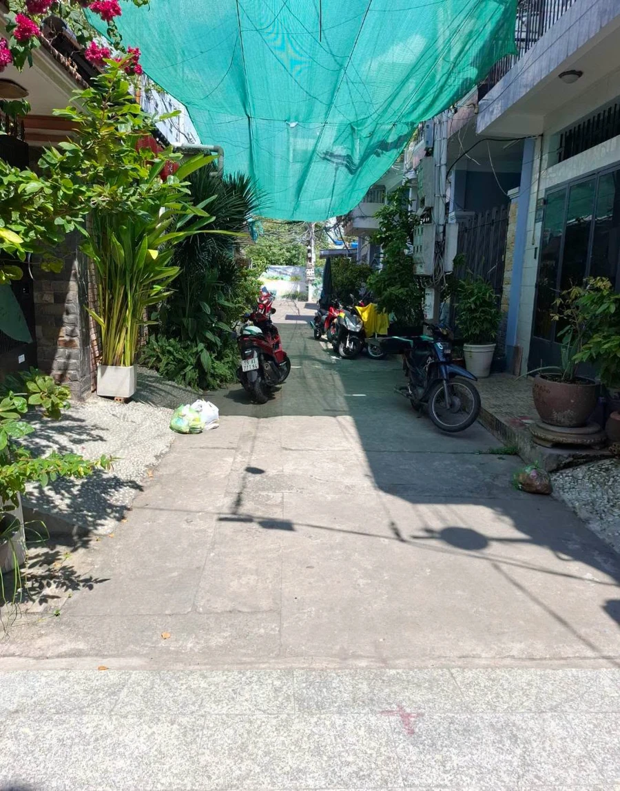 Bán nhà 3 tầng 5x13,5m 4 phòng ngủ đường số 8, Gò Vấp giá 5,6 tỷ - Ảnh 1