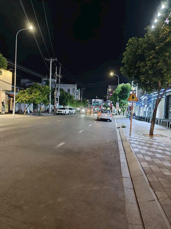 Bán đất thổ cư góc 2 mặt tiền 967m2 Phan Thiết