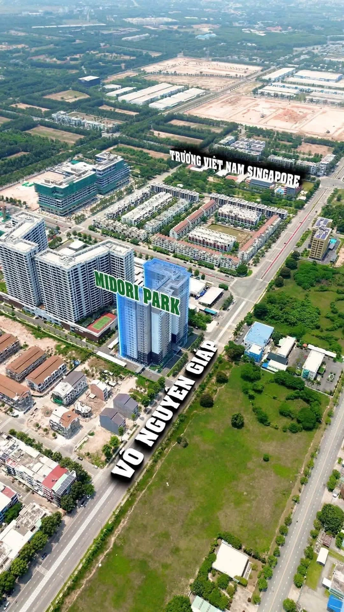 Bán nhà 1 trệt 3 lầu lô góc 3 mặt tiền Phạm Hùng Bình Dương - Ảnh thu nhỏ 4