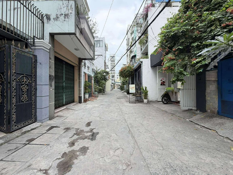 Cho thuê nhà xưởng và văn phòng 5.500m² gần KCN Châu Đức, Bà Rịa - Vũng Tàu 3100
