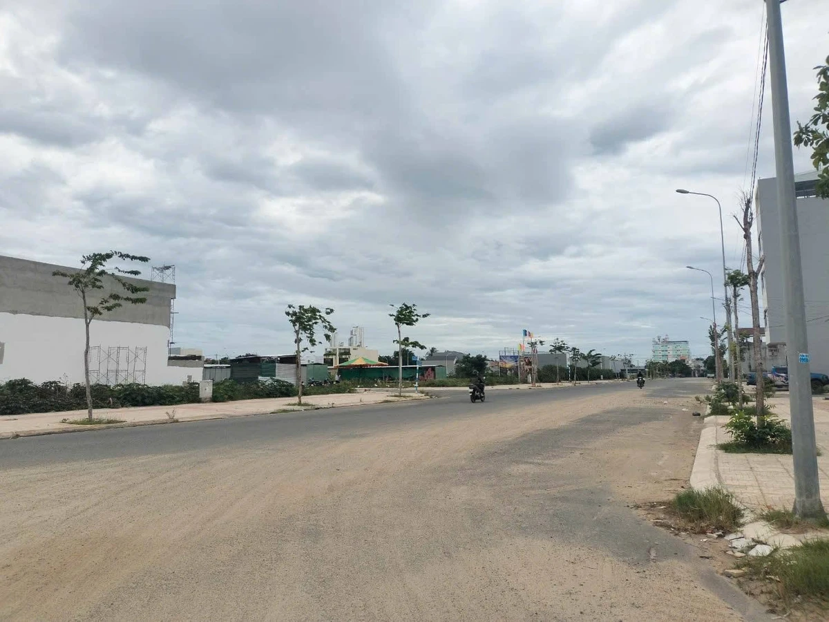 Bán lô góc đất 87,4m2 Phạm Ngọc Thạch Khánh Hòa 2 tỷ 450 - Ảnh thu nhỏ 4