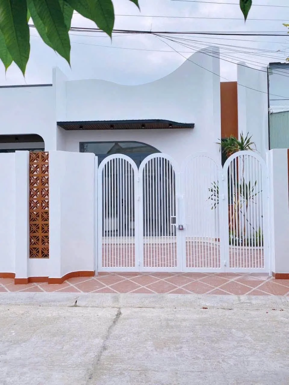 Bán nhà trệt 6x14m, 3 phòng ngủ, nở hậu, nhánh Nguyễn Huy Tưởng, Rạch Giá - Ảnh 1
