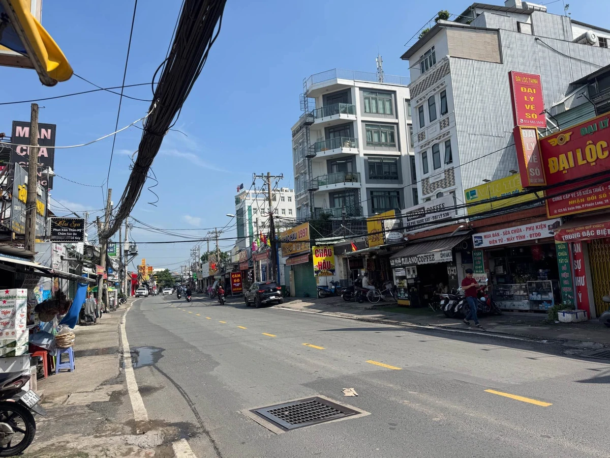 Bán nhà mặt tiền Đỗ Xuân Hợp Quận 9, 285m2, giá 35 tỷ - Ảnh 1