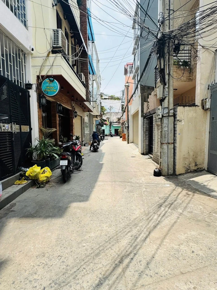 Bán nhà hẻm 4 tầng 27m² Thành Thái, Phường 14, Quận 10 – 5,1 tỷ - Ảnh 1