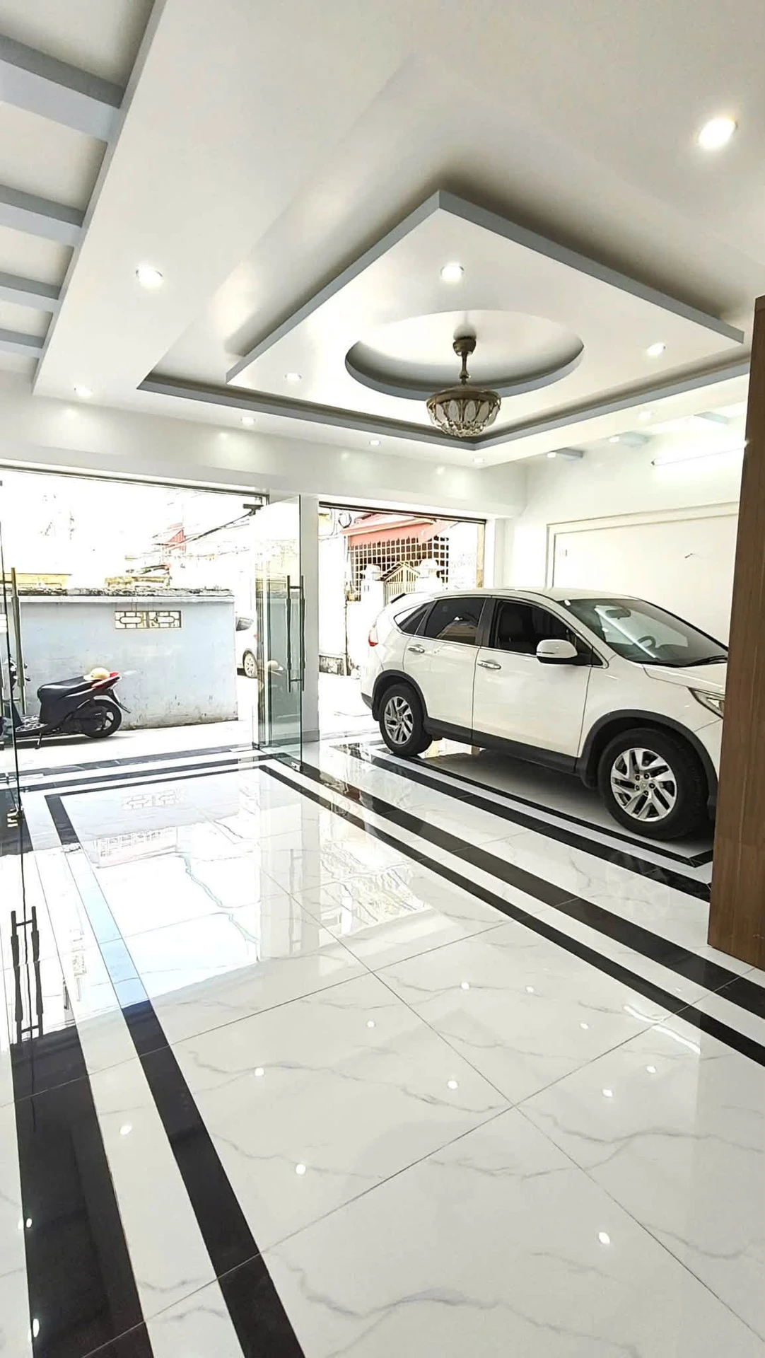 Bán nhà 3 tầng 5PN 80m2 mặt ngõ Nguyễn Tường Loan, Quận 12 - Ảnh 1