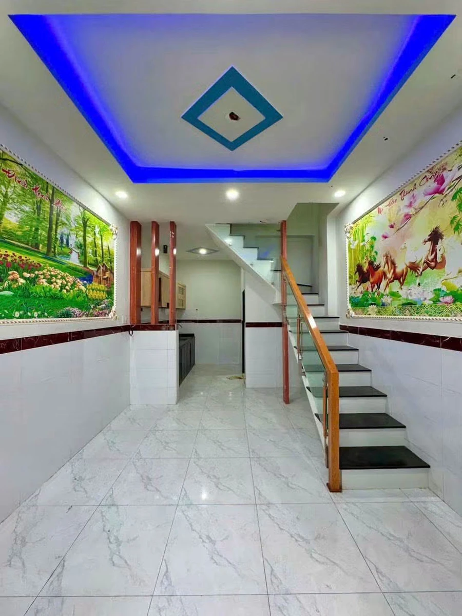 Bán nhà sổ hồng riêng Dĩ An, 56m², 2PN, 2WC, hơn 2 tỷ - Ảnh thu nhỏ 2